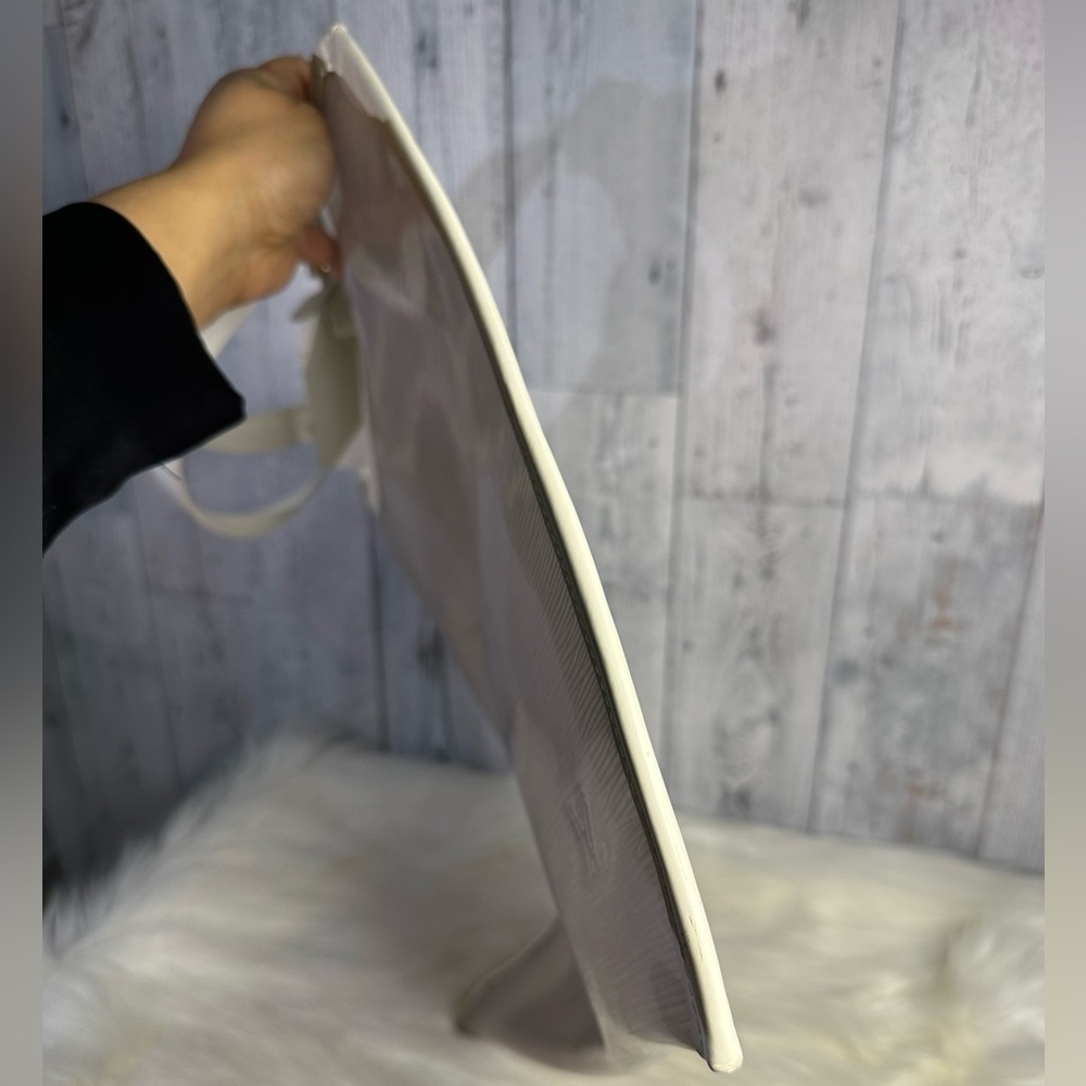 LOUIS VUITTON epi plage vinyl shoulder bag in clear white - Picture 3 of 16